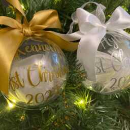 Personalised Filled Bauble - First Christmas Name -Baby Gift 2025 Feather/Tinsel/Snow - thumbnail 3