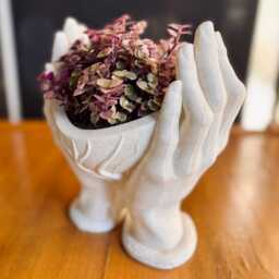 Elegant Hand-Shaped 3D Planter - Unique Modern Decorative Pot - thumbnail 4