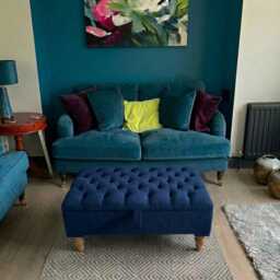 Plush Velvet Ottoman Box With Natural Gloss Wooden Legs Chesterfield Coffee Table, Footstool, Seating - thumbnail 2