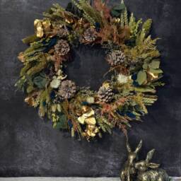 Dried Flower Wreath, Festive Sparkles Design. A Handcrafted Winter Wreath, A Natural Christmas Decoration To Keep Or Gift - thumbnail 2