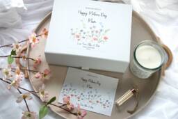 Personalised Mum's Birthday Candle Gift Set - thumbnail 1