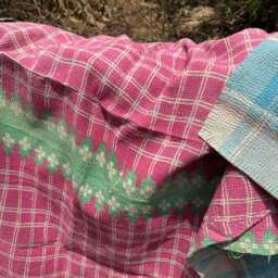 Vintage Pink Kantha Quilt - Hand Stitched Indian Cotton Bedspread Bohemian Throw - thumbnail 3