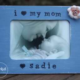 Personalized Picture Frame Hand-Painted Mother's Day Gift - thumbnail 2