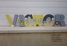 Wooden Letter, First Name, Letter To Put Down, Baby Personalized Babyfan Theme + 1 Giraffe +1 Lion - thumbnail 1