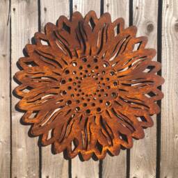 Rusty Metal Sunflower Wall Art Rustic Garden Decor - 55cm Gardeners Gift - thumbnail 3