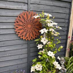 Rusty Metal Sunflower Wall Art Rustic Garden Decor - 55cm Gardeners Gift - thumbnail 1