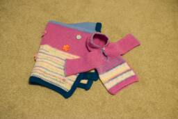 Hand Knitted Baby Blanket & Cardigan Set Acrylic Yarn, 0-6 Months