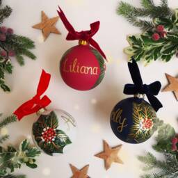 Large Luxury Hand Painted Personalised Ceramic Bauble With Gift Box / - thumbnail 4