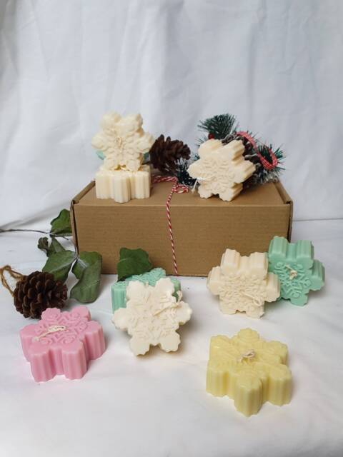 Snowflake Soy Wax Candle - Christmas Home Decor, Stocking Filler - image 1