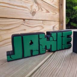 Personalized Pixel Style Gaming Nameplate - Custom Blocky Design With Your Name & Choice Of Font Color, Perfect For Gamers, Desk Accessory - thumbnail 2