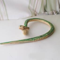 Flexible Wooden Snake Toy Hand-Crafted Wiggly Cobra - thumbnail 2