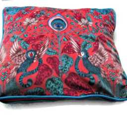 Clarke & Clarke, Dark Pink Fantasy Jungle Cotton Velvet Cover - thumbnail 3