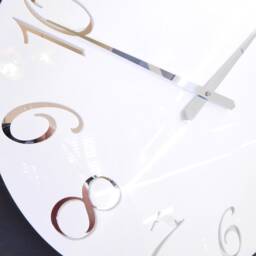 Gloss White Mirror French Numbers Wall Clock - thumbnail 4