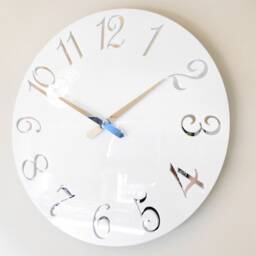 Gloss White Mirror French Numbers Wall Clock - thumbnail 2