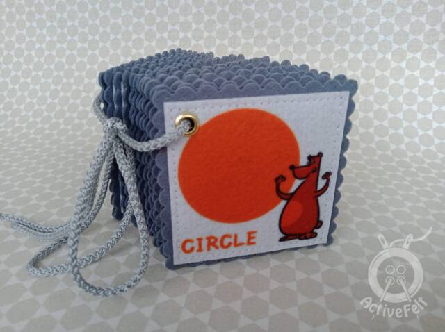 Felt Shapes Flash Cards Montessori Toddler Learning - image 1