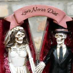 Love Never Dies Halloween Ornament - thumbnail 3