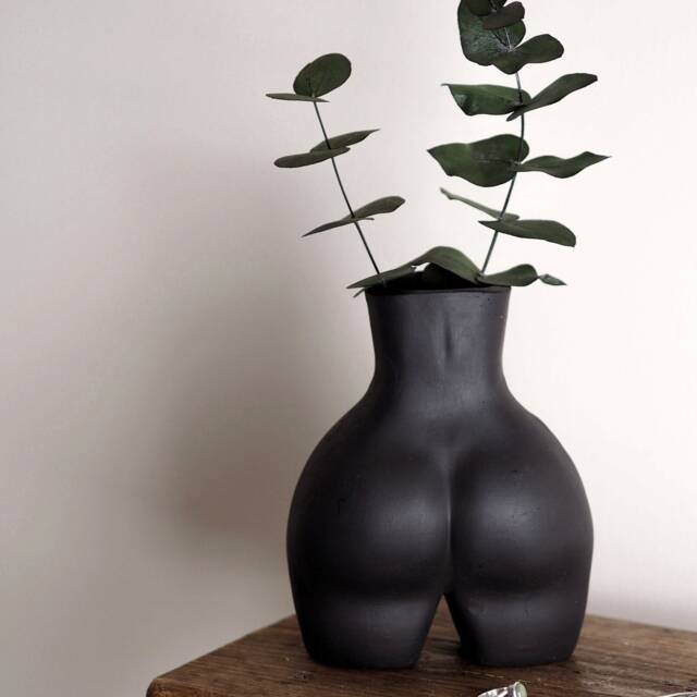 Concrete Booty Vase Large Black Home Accent, Dried Flower Vase - image 1
