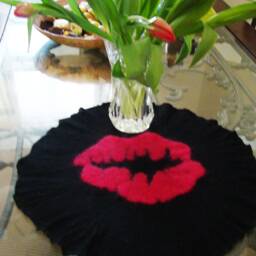 Felted Kiss Fiber Art Red & Black Wool Wall Hanging Or Round Table Decor - thumbnail 4