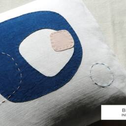 Decorative Square Cushions 40 X cm Design in Linen & Cotton Contemporary Abstract Graphic Pattern Handmade Natural Dye - thumbnail 3