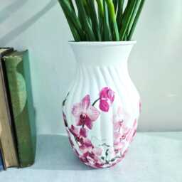 Pink Orchids Sweetheart Shaped Glass Vase, Floral Home Decor Gift, Hand Decorated - thumbnail 3