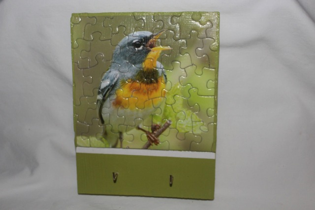 Bird Plaque Key Holder - image 1