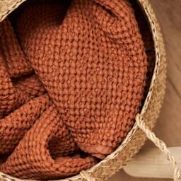 Linen Waffle Bath Towel Large, Softened Linen-Cotton, Tobacco - thumbnail 3