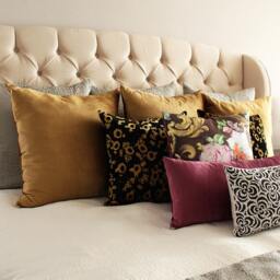 Velvet Floral Pillow Cover - thumbnail 2