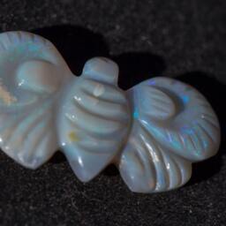 Australian Butterfly Opal Carving Semi-Blackopal Blue Green Fire - 10.2 Cts - thumbnail 4
