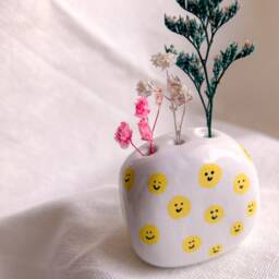 Smiley Face Tiny Vase/Mini Decorative Things With Happy Face Be Happy Gift Funky Home Decor Kawaii Style Modern - thumbnail 3