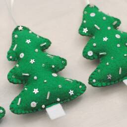 Christmas Tree Felt Beaded Hanging Decoration - Green - Handmade Christmas - thumbnail 3