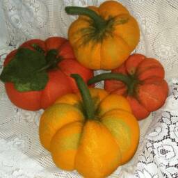 Handmade Felted Wool Pumpkin Fall Halloween Decor - thumbnail 4