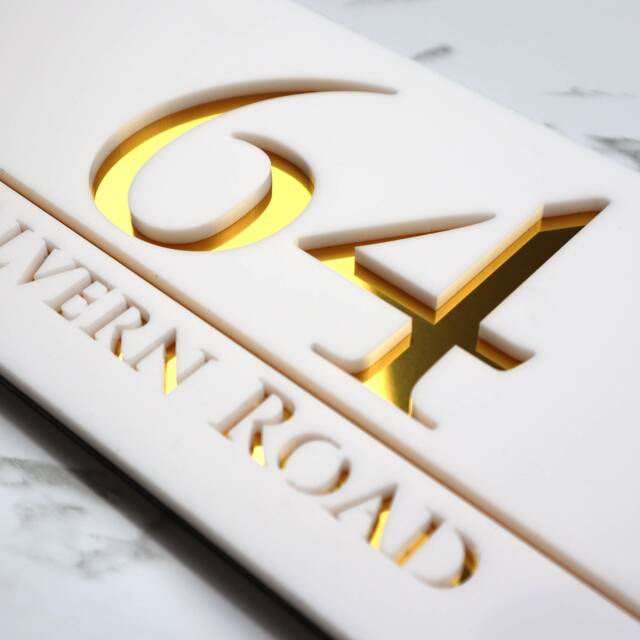 K Smart Sign - Bellissima H3 Laser Cut Matt White & Gold Mirror Floating House Number Signs Door Address Numbers 300mm X 160mm - image 1