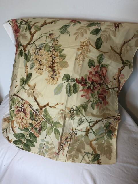 Wisteria Vine in Periwinkle, Ivory Or Parchment-This Listing Is For One Pillow - image 1