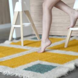 "Yellow Green White Square Area Rug 63""x63" - thumbnail 3