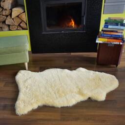 "Giant Sheepskin Rug, Healthy Yellow Genuine Leather Sheep Skin - 46"" X 28" - thumbnail 4