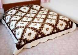 Amish-style Double Irish Chain Quilt, Hand-Quilted Cotton Hearts Blanket, Queen King Cal Handmade Patchwork Quilt, Farmhouse Room Decor - thumbnail 4