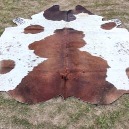 Cow Hide Rugs For Home Appeal - Brazilian Skin Brown & White Cowhides Tricolor Custom Living Room Floor Area - thumbnail 3