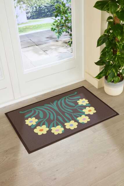 Elizabeth Olwen Yellow Flowers Indoor Outdoor Doormat - Botanical Entrance Rug Retro Floral Decor Housewarming Gift 90x60cm - image 1