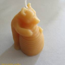 Honey Haven Bear Beeswax Candle/100% Natural Gift Events Birthday Party Animal Cute & Small Hugging Gesture Love The Bees - thumbnail 2