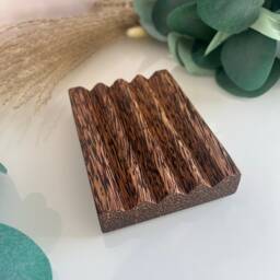 Coconut Wood Soap Dish Sustainable Palm Drainer - thumbnail 1