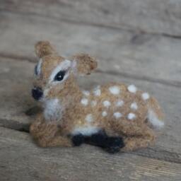 Realistic Needle Felted Fawn - Baby Deer Miniature - thumbnail 1