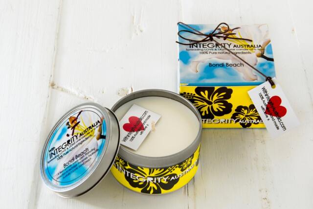 Bondi Beach 8Oz Hand Made Soy Wax Candle + Gift Box - image 1
