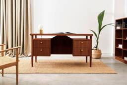 Desk in A Minimalist Scandinavian Style Made Of Veneered Oak Wood - Teak Colour T-B02
