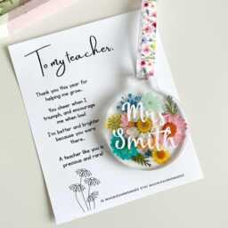 Teacher Wall Decor, Thank You Personalised Gift, Bauble, End Of Year Dried Flower Cheap Gift - thumbnail 2