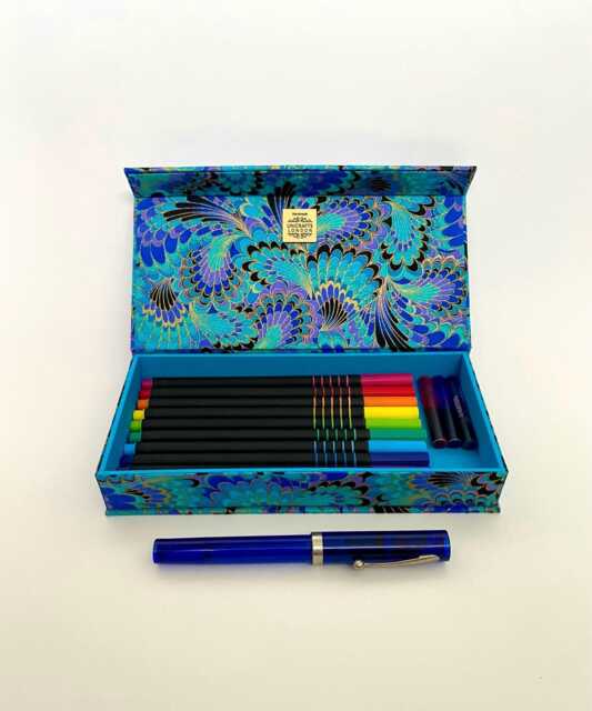 Handmade Golden Peacock Fabric Pencil Case Magnetic Stationery Box Multipurpose Organiser Desk Decor - image 1