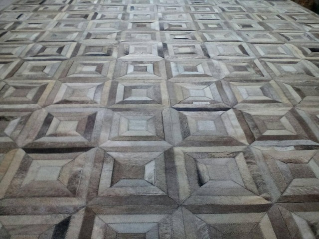 Raw Leather Argentina - Free Shipping Patchwork, Model Colon Mix Of Grey- 5' X 7' Handmade - image 1