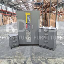 Grey Wardrobe, Triple Wardrobe Ready Assembled Classic 3 Door Mirrored - thumbnail 2