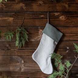 Eco-Friendly Linen Christmas Stocking - Handcrafted Zero-Waste Holiday Decor Made From Fabric Leftovers Various Colors Available - thumbnail 4