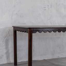Tarang Dining Table Rustic Farmhouse Scalloped Apron Table - thumbnail 2