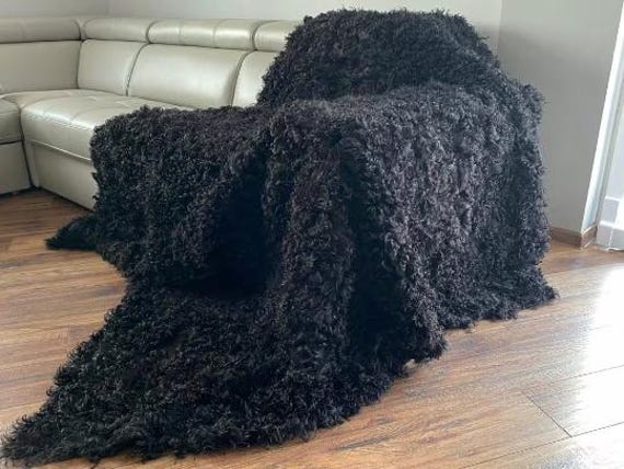 Handmade Genuine Sheepskin Rug Xxl Fur Carpet - 160/200cm Black - image 1